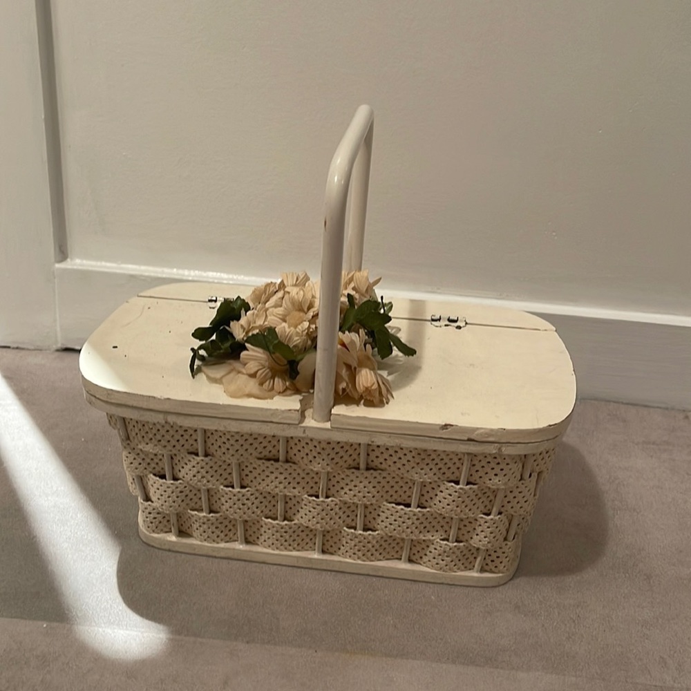 Mini basket purse